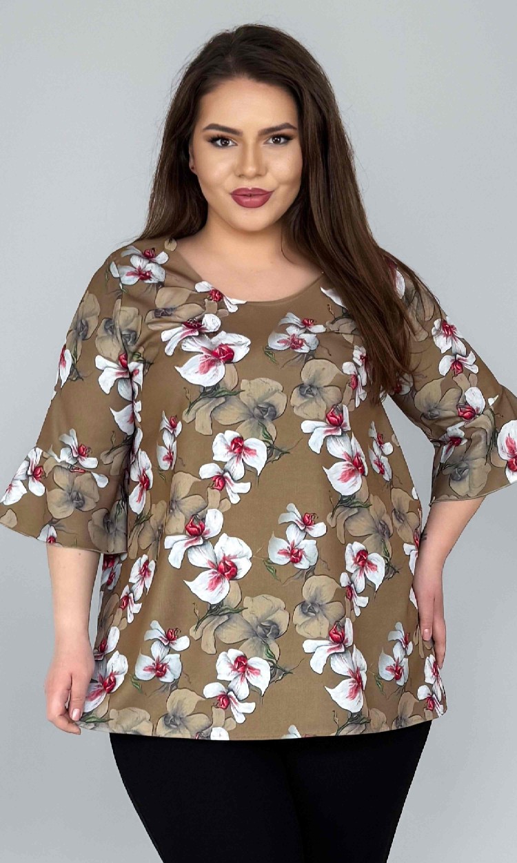 Bluza lejera cu imprimeu floral si volan la maneca crem