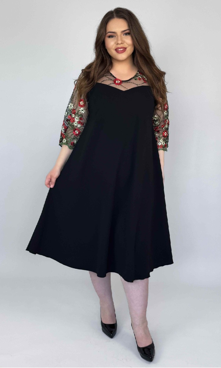 Rochie midi semiclos cu dantela