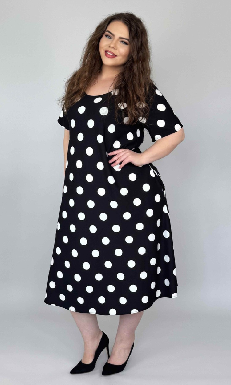 Rochie lejera cu buline