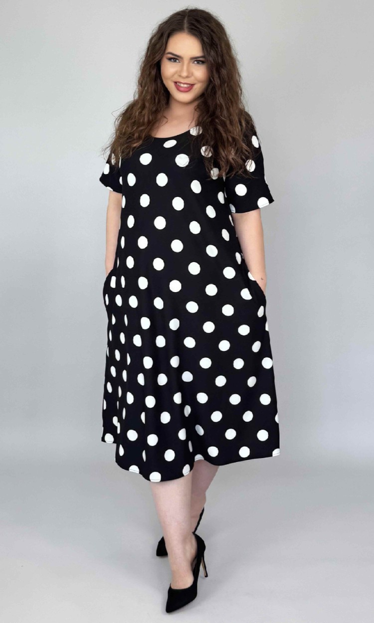 Rochie lejera cu buline